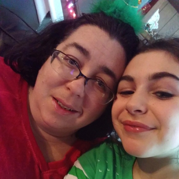 Profile Picture of Kristin Paterson (@kpat1277) on Poshmark