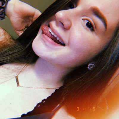 Profile Picture of Niki Rapay (@nikirapay) on Twitter