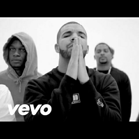 Profile Picture of Raymond Salcedo (@raysalcedo55) on Poshmark