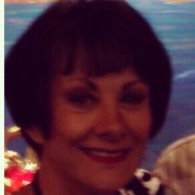 Profile Picture of Elaine Dahl (@dahl_elaine) on Twitter