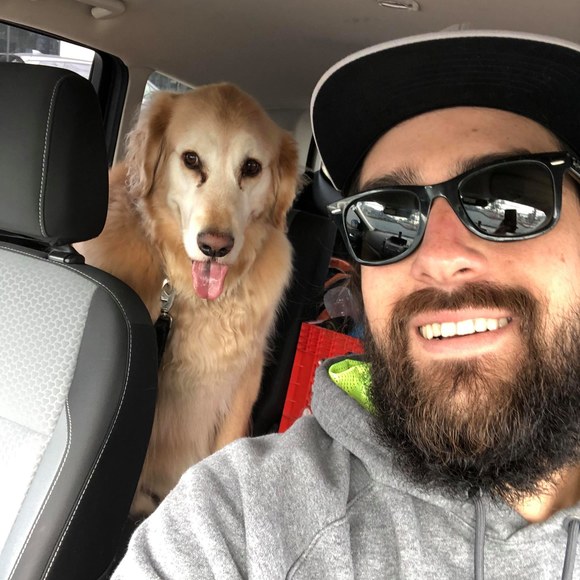 Profile Picture of Robert Laguna (@bert54213) on Poshmark