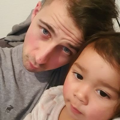 Profile Picture of Tom Fielden (@fielden7) on Twitter