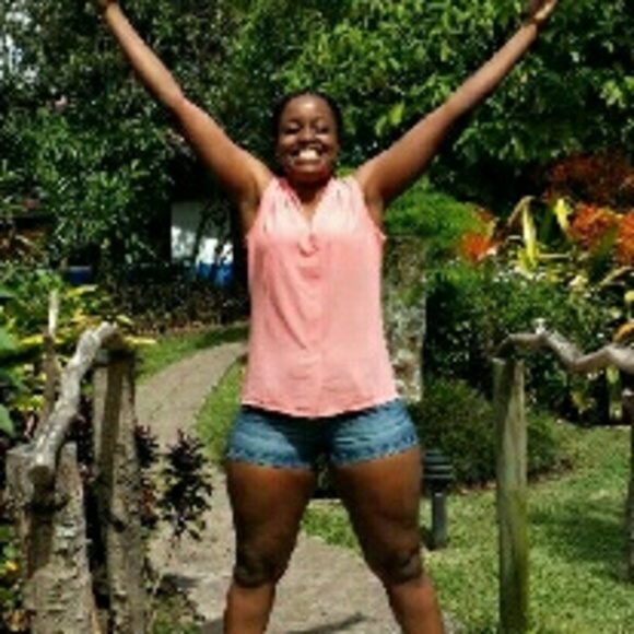 Lynelle Mogardo - Poshmark Profile Picture of Lynelle Mogardo (@blasisn11) on Poshmark