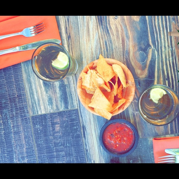 Dani Mauch - Poshmark Profile Picture of Dani Mauch (@dmauch) on Poshmark