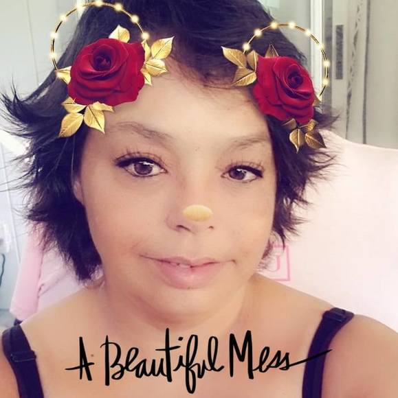 Profile Picture of Sherry Cordova (@skweekyx2) on Poshmark