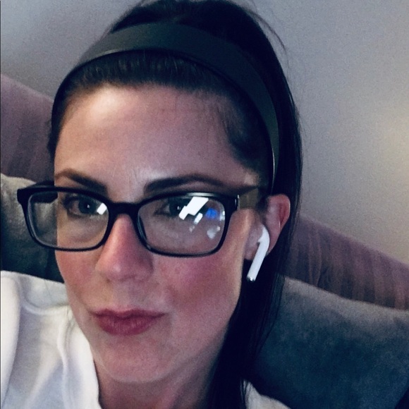 Profile Picture of Brooke Egelhoff (@begelhoff) on Poshmark