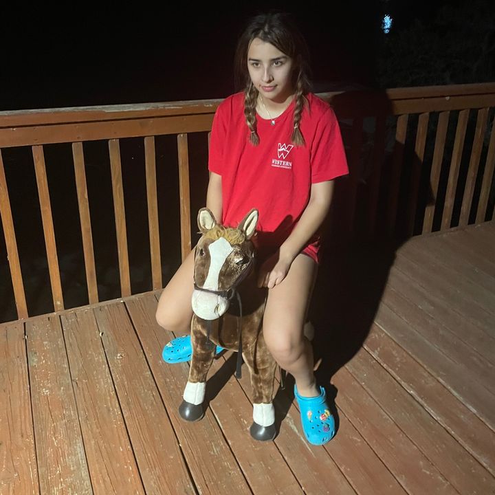 Profile Picture of Amanda (@amanda.hug_n_kiss) on Tiktok