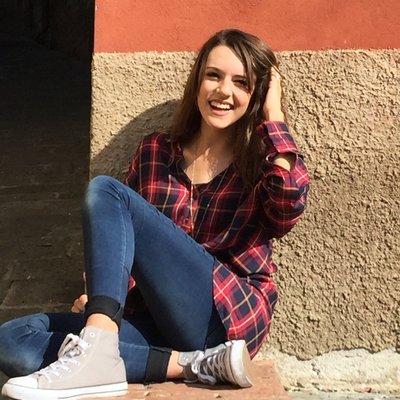 Profile Picture of Clare Mauro (@tomaurosanewday) on Twitter