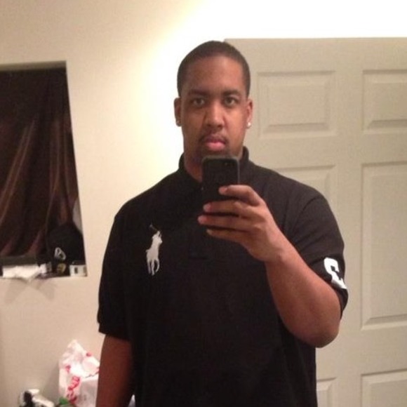 Profile Picture of John Chase (@jderrickchase) on Poshmark