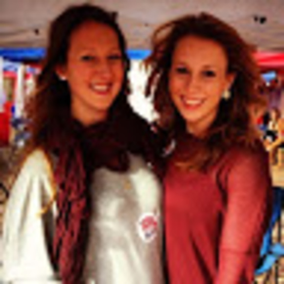 Profile Picture of Chelsea Borries (@chelseaborries) on Poshmark
