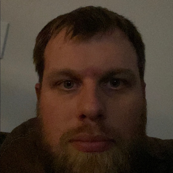 Profile Picture of Matthew Lumston (@mlumston737) on Poshmark