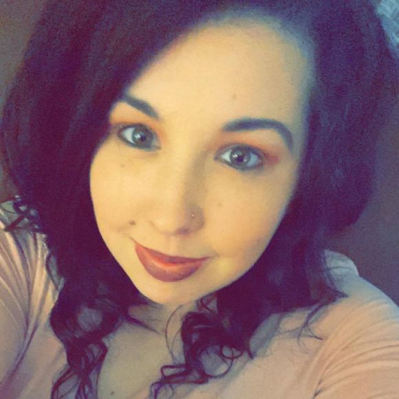 Profile Picture of Kayla Goad (@kaylaleann14) on Poshmark