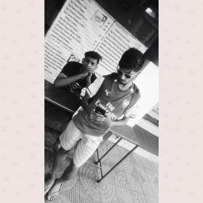Profile Picture of Rahul Aaron Mendonca (@aaron_m0603) on Twitter