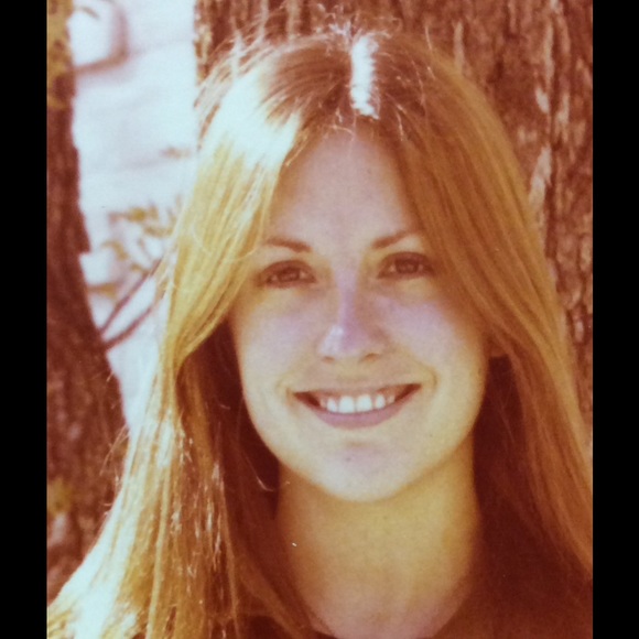 Profile Picture of Sonja Roberts (@duckygirl27) on Poshmark