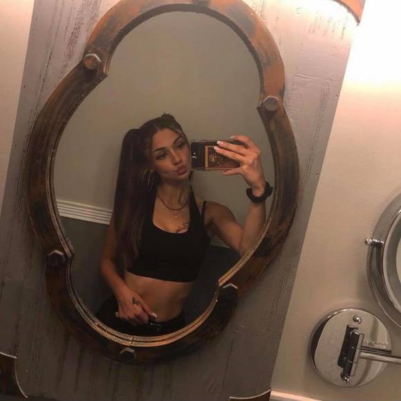 Profile Picture of Tressa Mccosker (@tressafresh) on Poshmark