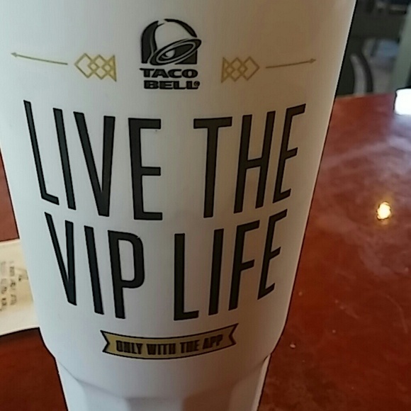 Profile Picture of Felix Gutierrez (@felixrafael) on Poshmark