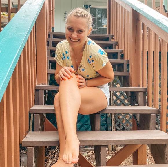 Profile Picture of Alexis Krall (@brownbean7802) on Poshmark