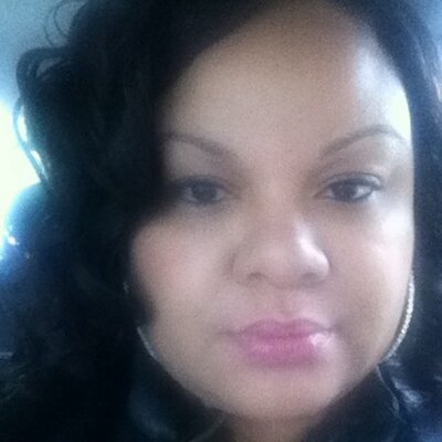 Profile Picture of StephanieAnne (@LeoYardieChick) on Twitter