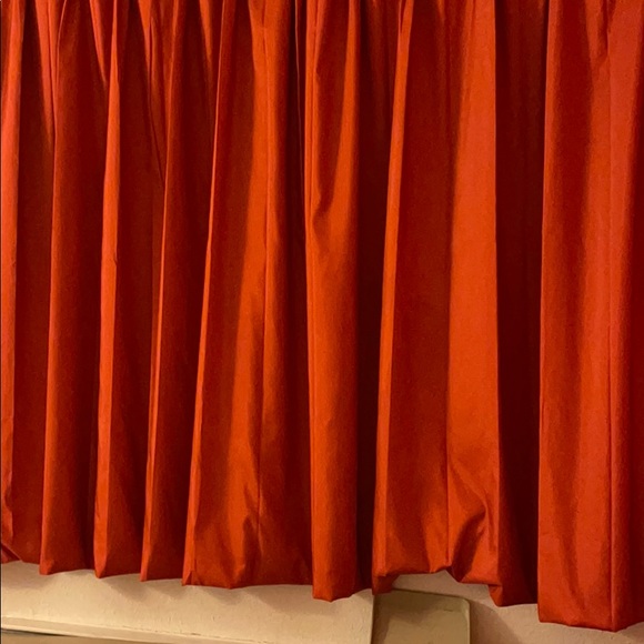 Profile Picture of Jessica Orris (@jessicanakohl) on Poshmark