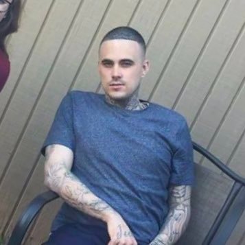 Profile Picture of Kenneth Barfield (@97135_380) on Twitter