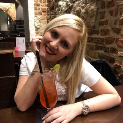 Profile Picture of Nicola Sutton (@nicolaleesutton) on Twitter