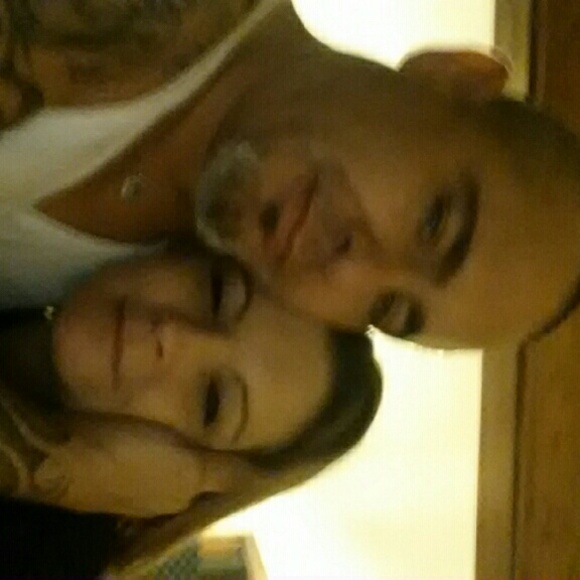 Profile Picture of Wanda Rodriguez (@rodriguez6523) on Poshmark