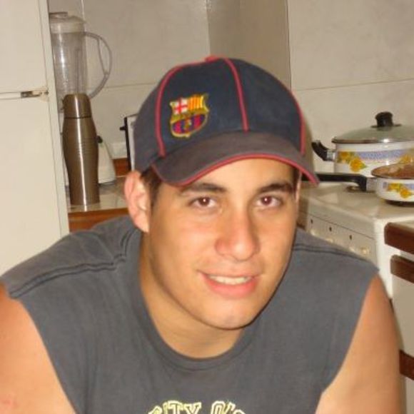 Profile Picture of Carlos Perez (@carlosperez228) on Poshmark