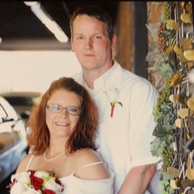 Profile Picture of Stacy Lynn Crabtree (@stacy9275) on Twitter