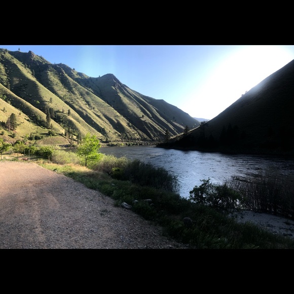 Carly Scarton - Poshmark Profile Picture of Carly Scarton (@mamabear025) on Poshmark