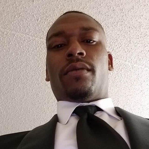 Profile Picture of Lorenzo Joseph (@lorenzojoseph23) on Poshmark