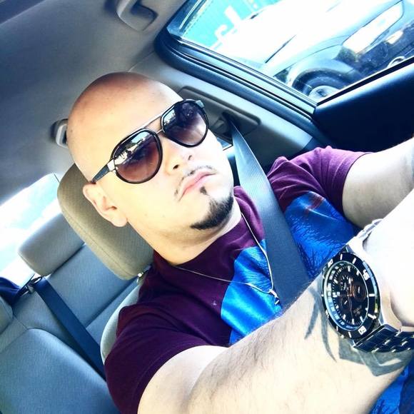 Profile Picture of Peter Rodriguez (@peterrodrigu663) on Poshmark