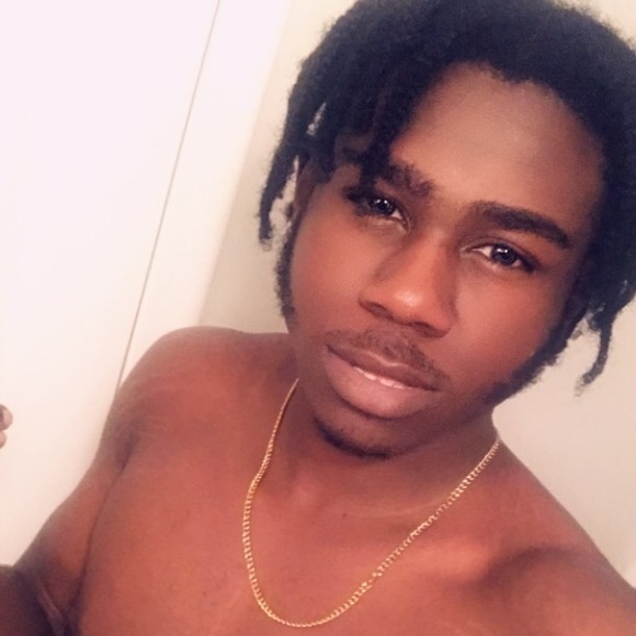 Profile Picture of Abel Lormand (@abellormand) on Poshmark