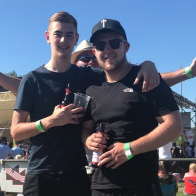 Profile Picture of Joel Knight (@joelknight21) on Twitter