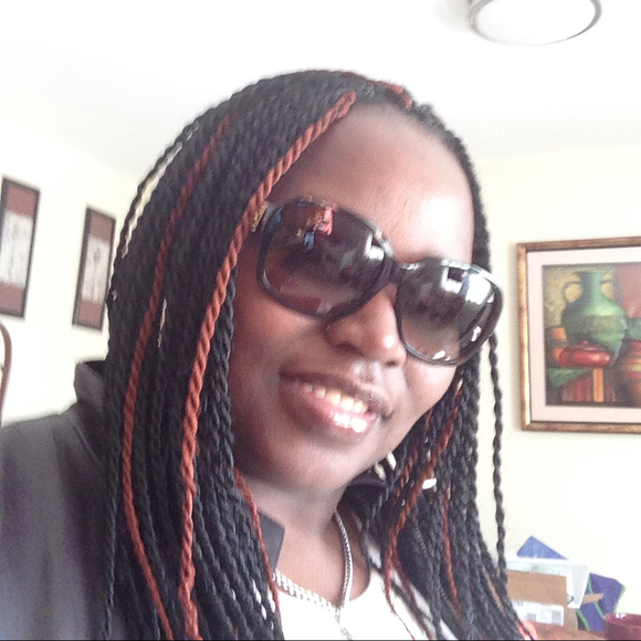 Profile Picture of Jenenne Palmer (@pjenenne) on Poshmark