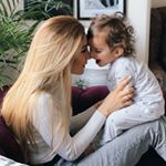 Roza Samadi - Instagram Profile Picture of Roza Samadi (@rose.life.line) on Instagram