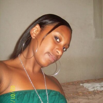 Profile Picture of Josiane Silva (@Josianesilva27) on Twitter