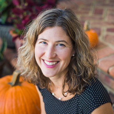 Profile Picture of Laura Solomon (@laurarsolomon) on Twitter