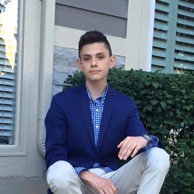 Profile Picture of Jeremy Vela (@jeremy14w) on Twitter