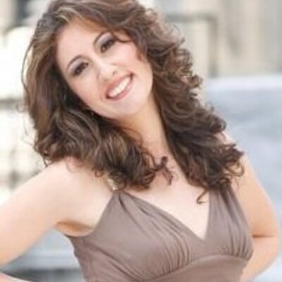 Profile Picture of Maria DeSimone (@AstrologerMaria) on Twitter