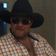 Profile Picture of troyeklund (@troyeklund) on Tiktok