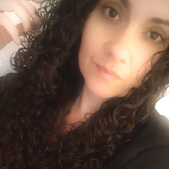 Luciana Correa - Poshmark Profile Picture of Luciana Correa (@lucianacorrea) on Poshmark