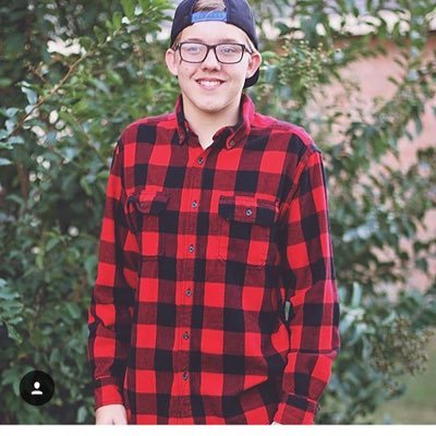Profile Picture of Walker Foster (@TheWalkerFoster) on Twitter
