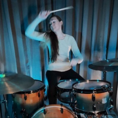 Profile Picture of Emily Gould (@emilygoulddrums) on Twitter