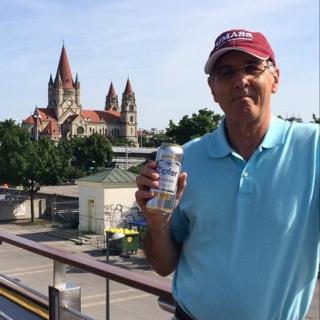 Profile Picture of Marc Weinberger (@humorprof) on Twitter