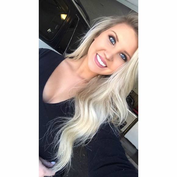 Profile Picture of Addison Barber (@addisonbarber) on Poshmark