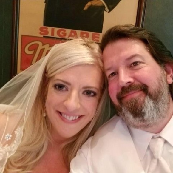 Profile Picture of Mindi Nonnemaker (@m_nonnemaker) on Poshmark