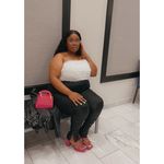 Profile Picture of Chelle (@lovechellelynette) on Instagram
