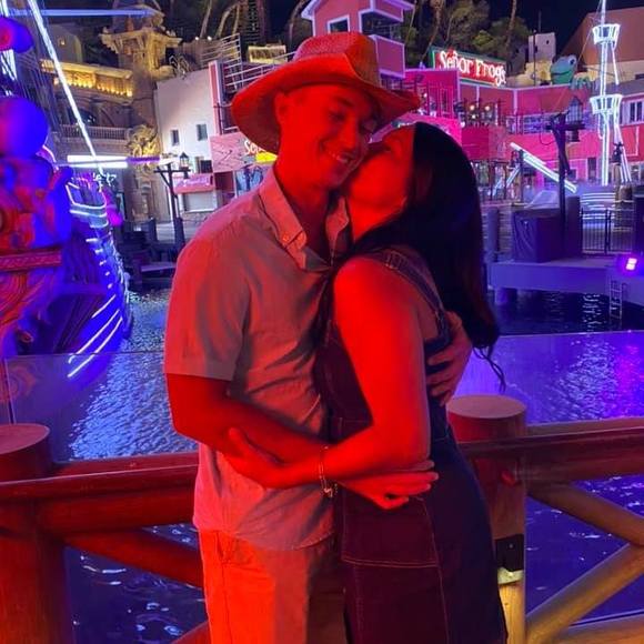 Profile Picture of Tayler Moraczewski (@wbpd87) on Poshmark