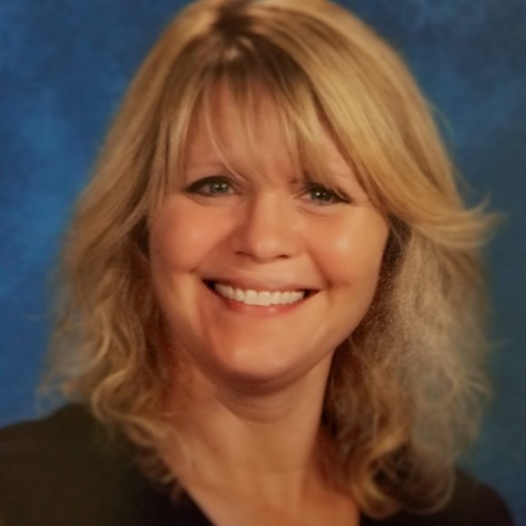 Profile Picture of Robinne Morgan (@rlmorgan72) on Poshmark