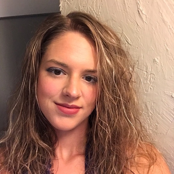 Christine Wehr - Poshmark Profile Picture of Christine Wehr (@christinewehr) on Poshmark